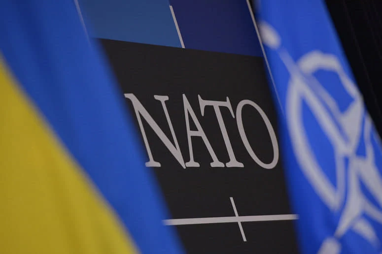 Рада НАТО ухвалила рішення про відповідальність РФ за порушення простору