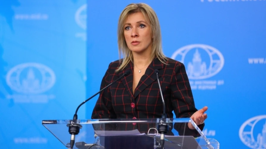 Представниця МЗС Росії Марія Захарова під час брифінгу