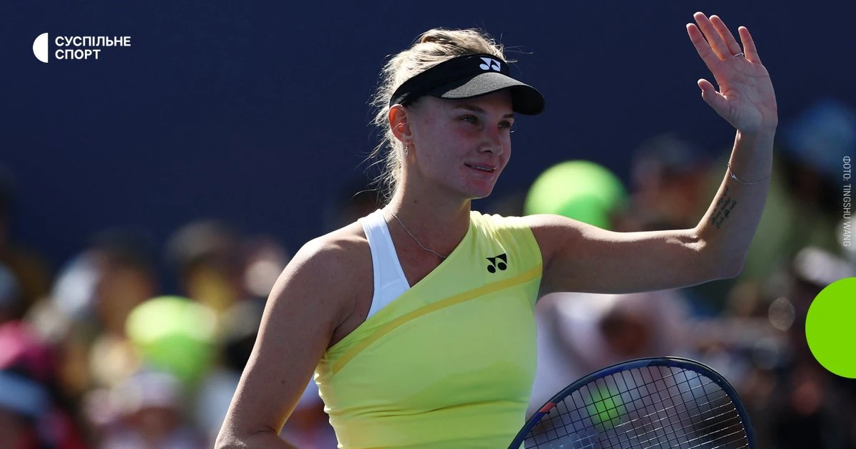 Еліна Світоліна під час матчу другого кола турніру WTA 1000 в Ухані проти Людмили Самсонової